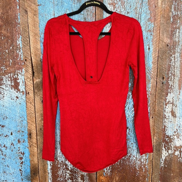 Soybu Yvette Tunic Knit Red Top Size M - Picture 5 of 5